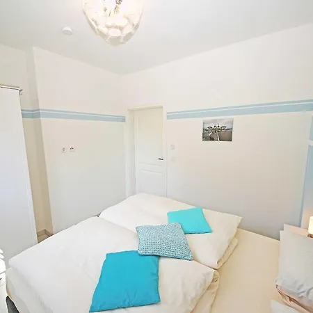 Apartmán Antje - Feirenwohnung 01 *